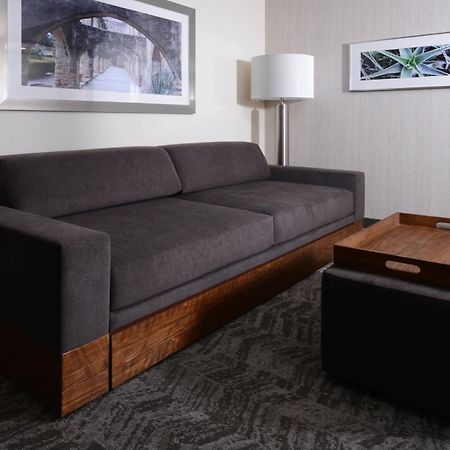 Springhill Suites By Marriott San Antonio Northwest At The Rim Eksteriør bilde